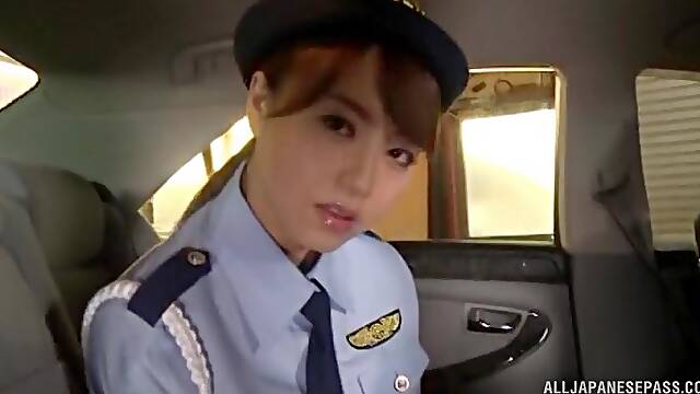 Akiho Yoshizawa enjoys while giving a nice footjob in the car