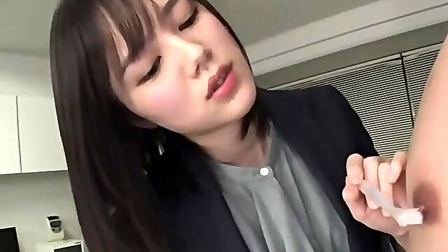 Subtitled CFNM real Japanese amateurs handjob seminar