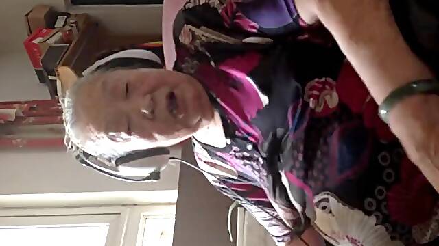 Chinese 70 year old granny 1