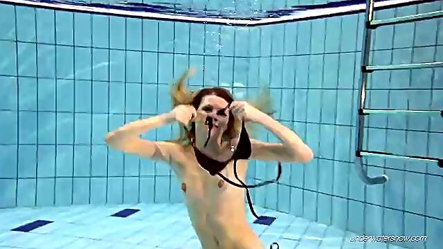 See a beautiful Russian girl Nastya under water