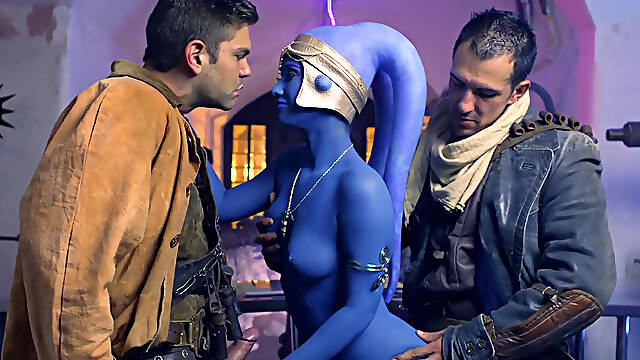 Alien Eva Lovia has a threesome with humans