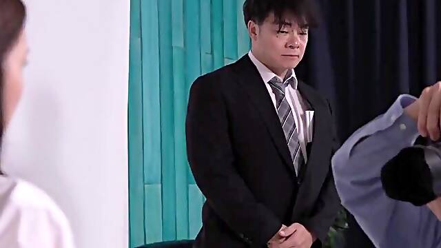 My Wife Became A Nude Model In Front Of My Boss. 13 Nami Kuroki