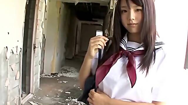 Ai shinozaki wearing a school uniform