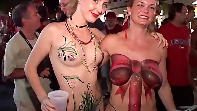 Halloween Key West Florid - Mature