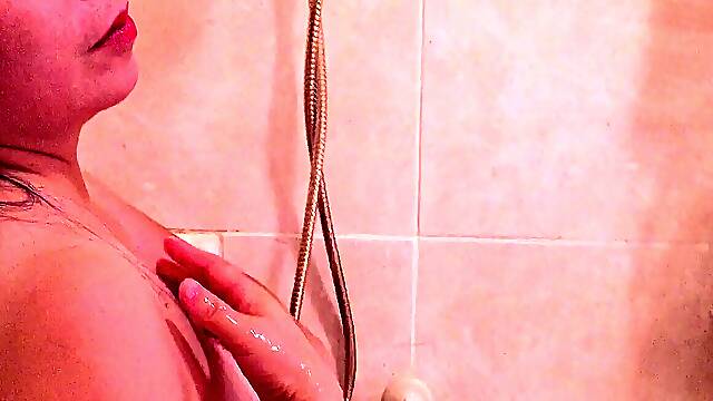 WASHING MY PUSSY IN THE shower AND HAVING fuck-fest MATURE chinese STEPMOM