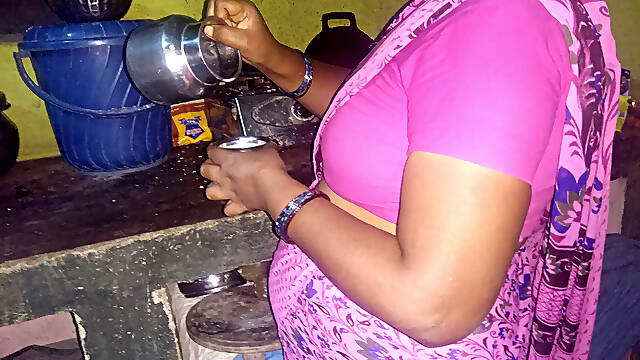 Indian Hot housewife romance hasband in Kitchen