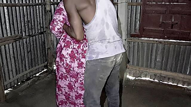 I Grabbed My Aunty Suddenly and Started Fucking