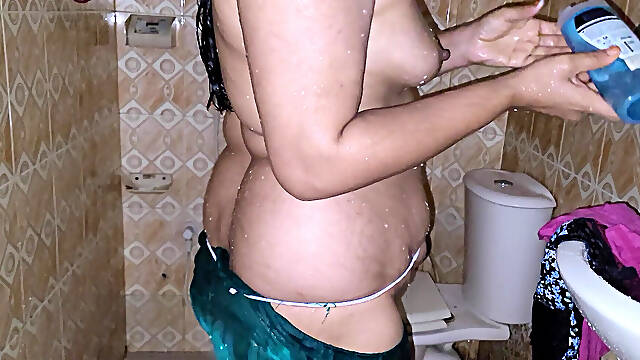 It's so Much Fun to Take a Bath Alone in the Bathroom