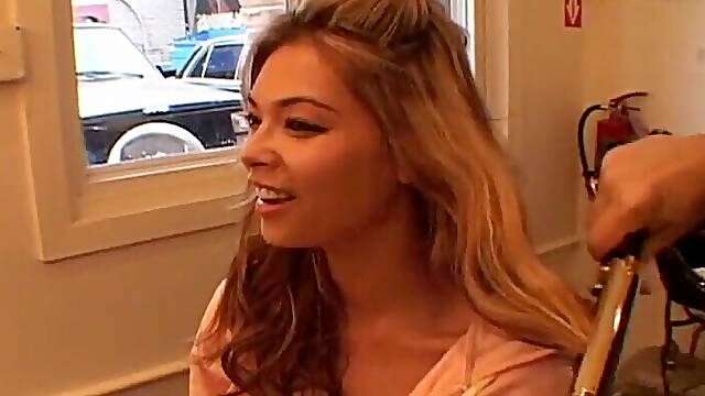 Hairstyling Session Featuring Tera Patrick